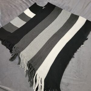 Janice Poncho Womens Medium Black White Striped One Size Shirt Square Fringe Top